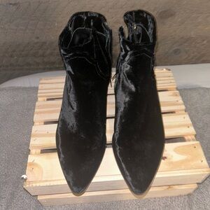 Tamara Mellon black sweat booties /Size 39.5